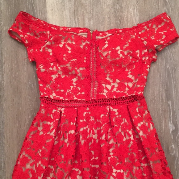 Francesca’s red lace off the shoulder dress size small - Picture 3 of 14
